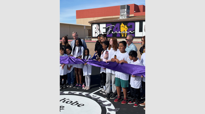 Honourable guests unveiled the renovated basketball court at the opening ceremony.